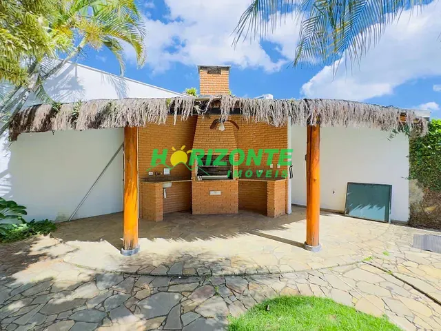 Casa com 580m² 4 quartos e 6 banheiros, à venda, no bairro Condomínio Bosque Imperial em São José dos Campos