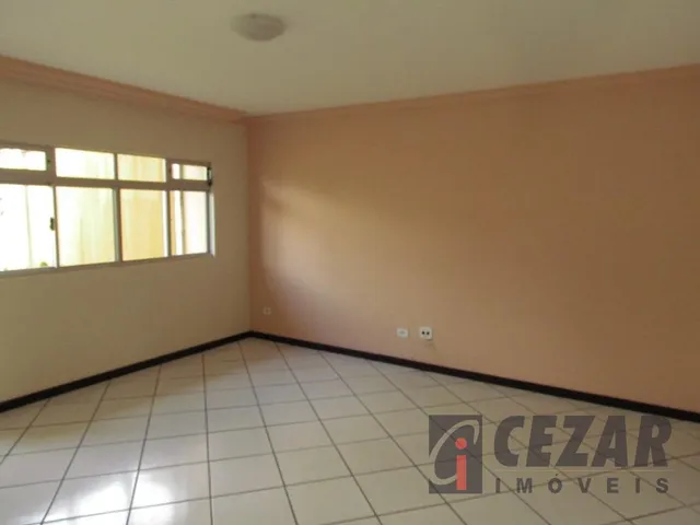 Casa 3 quartos e 2 banheiros, à venda, no bairro Bairro Alto em Curitiba