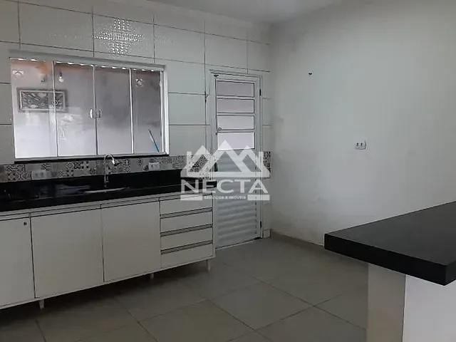 Casa com 135m² 2 quartos e 1 banheiro, à venda, no bairro Golfinhos em Caraguatatuba