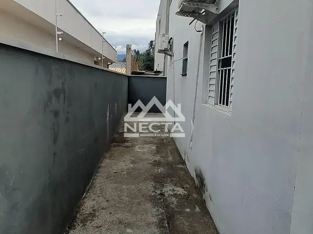 Casa com 135m² 2 quartos e 1 banheiro, à venda, no bairro Golfinhos em Caraguatatuba