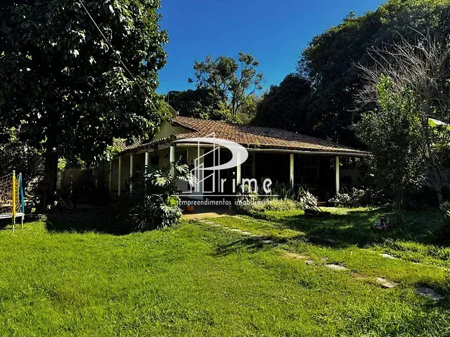 Casa com 360m² 2 quartos e 2 banheiros, à venda, no bairro Itaipu em Niterói