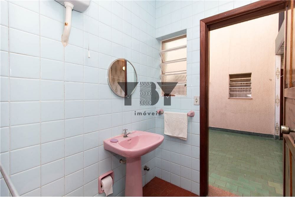 Casa à venda com 3 quartos, 205m² - Foto 8