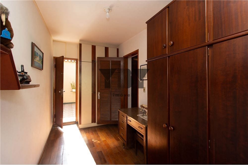 Casa à venda com 3 quartos, 205m² - Foto 29