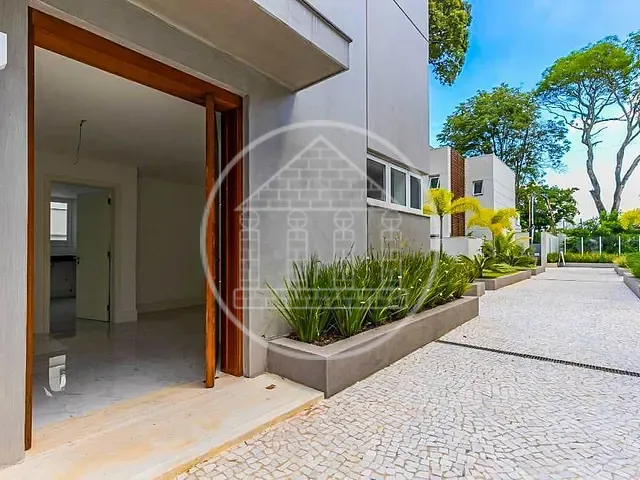 Casa com 525m², à venda, no bairro Chácara Santo Antônio em São Paulo
