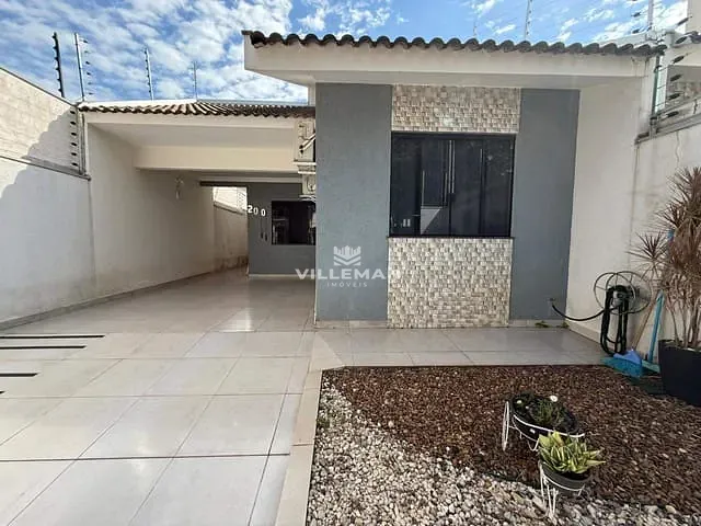 Casa 3 quartos e 2 banheiros, para alugar, no bairro Residencial Ícaro em Maringá