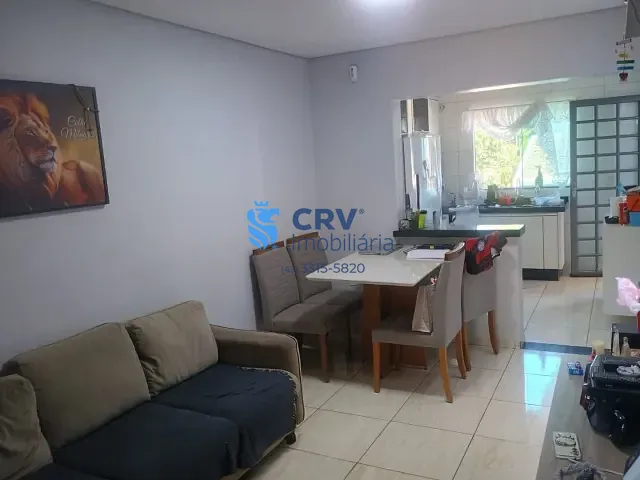 Casa com 180m² 2 quartos e 2 banheiros, à venda ou para alugar, no bairro Sabará III em Londrina