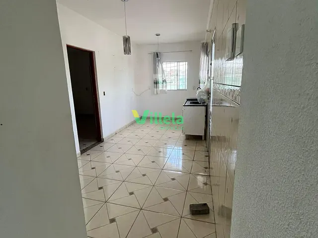 Casa 2 quartos e 1 banheiro, para alugar, no bairro Jardim Maragogipe em Itaquaquecetuba