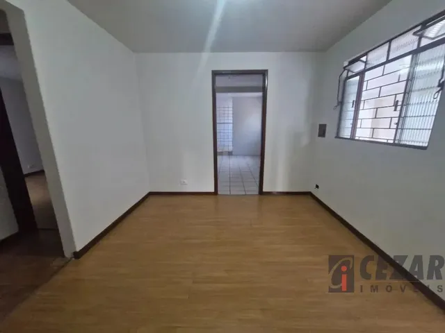 Casa 3 quartos e 1 banheiro, para alugar, no bairro Bairro Alto em Curitiba