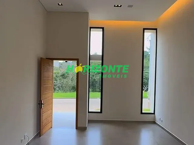 Casa com 300m² 3 quartos e 3 banheiros, à venda, no bairro Bairro do Grama em Caçapava