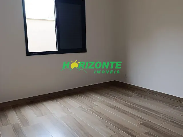 Casa com 300m² 3 quartos e 3 banheiros, à venda, no bairro Bairro do Grama em Caçapava