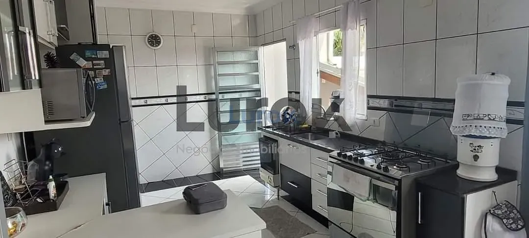 Casa, 3 quartos, 235 m² - Foto 5