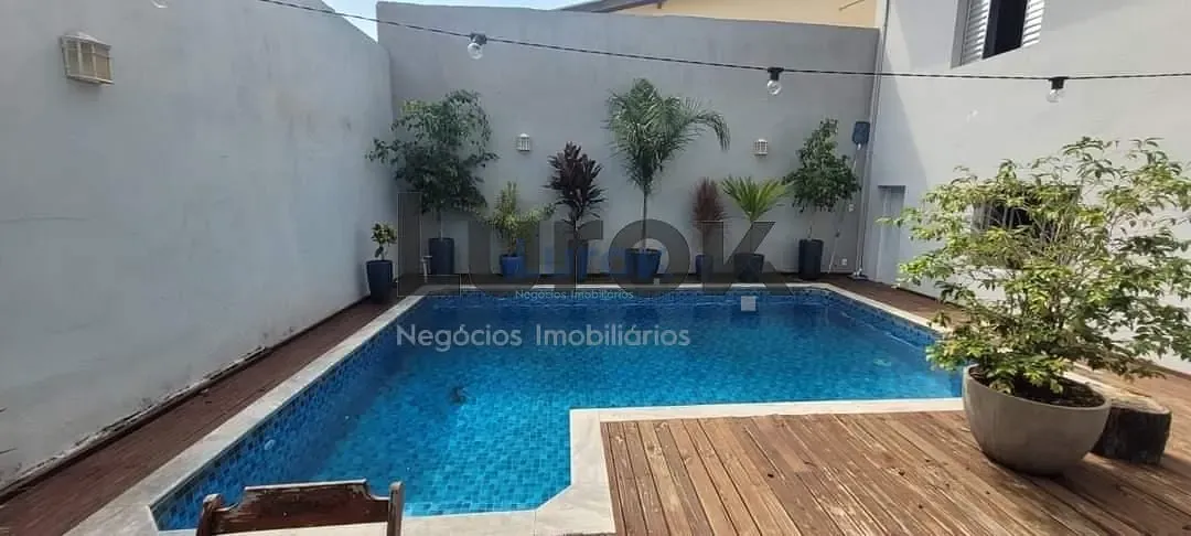 Casa, 3 quartos, 235 m² - Foto 20