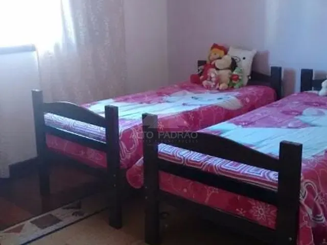 Casa com 254m² 3 quartos e 3 banheiros, à venda, no bairro Vila São Francisco em Mauá