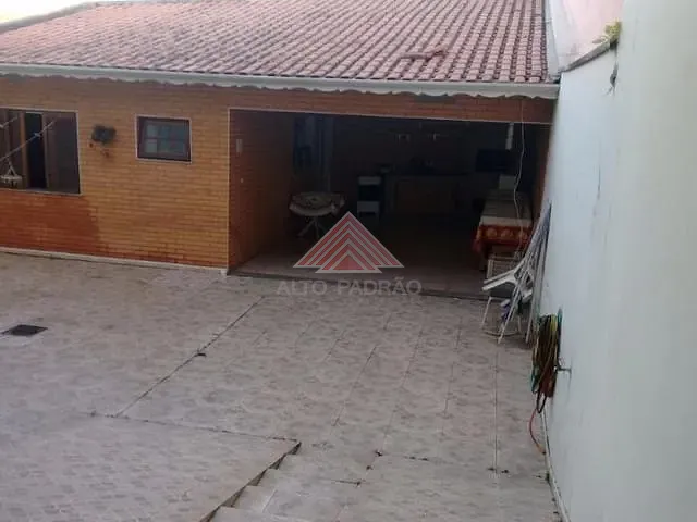 Casa com 254m² 3 quartos e 3 banheiros, à venda, no bairro Vila São Francisco em Mauá
