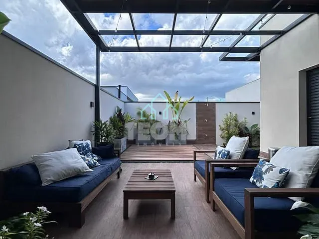 Casa com 300m² 3 quartos e 2 banheiros, à venda, no bairro Vale dos Cristais em Taubaté