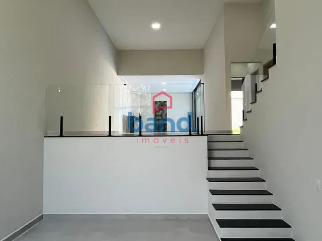 Casa com 197m² 3 quartos e 3 banheiros, à venda, no bairro Portal Vale do Sol em Porto Feliz