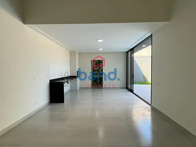 Casa com 197m² 3 quartos e 3 banheiros, à venda, no bairro Portal Vale do Sol em Porto Feliz