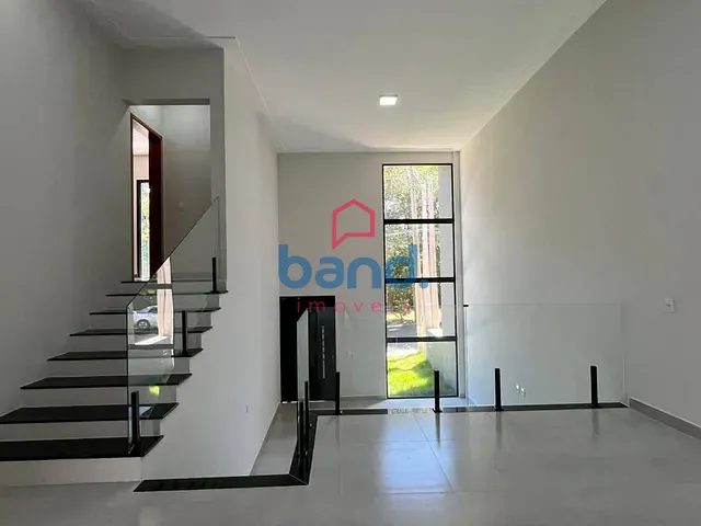 Casa com 197m² 3 quartos e 3 banheiros, à venda, no bairro Portal Vale do Sol em Porto Feliz