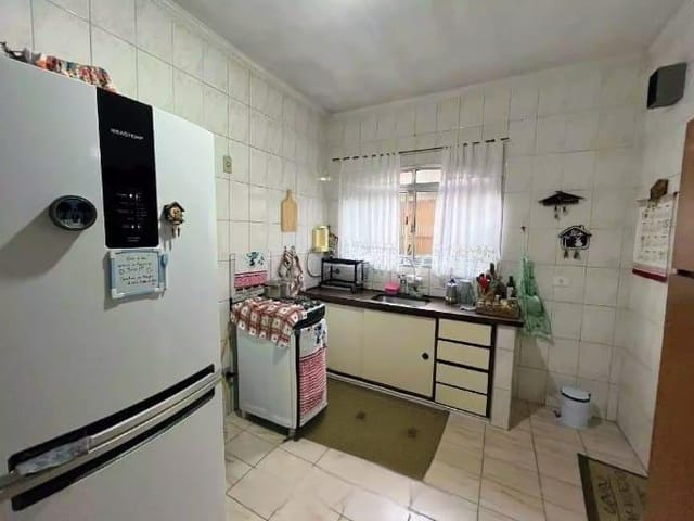 Casa com 380m² 3 quartos e 2 banheiros, à venda, no bairro Vila Gilda em Santo André
