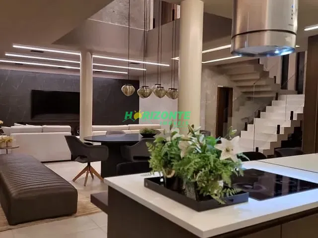 Casa 4 quartos e 6 banheiros, à venda, no bairro Condomínio Residencial Colinas do Paratehy em São José dos Campos