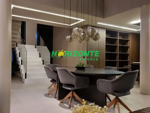 Casa 4 quartos e 6 banheiros, à venda, no bairro Condomínio Residencial Colinas do Paratehy em São José dos Campos