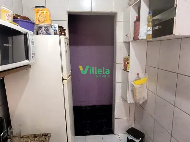 Casa com 180m² 2 quartos e 1 banheiro, à venda, no bairro Jardim Mossapyra em Itaquaquecetuba