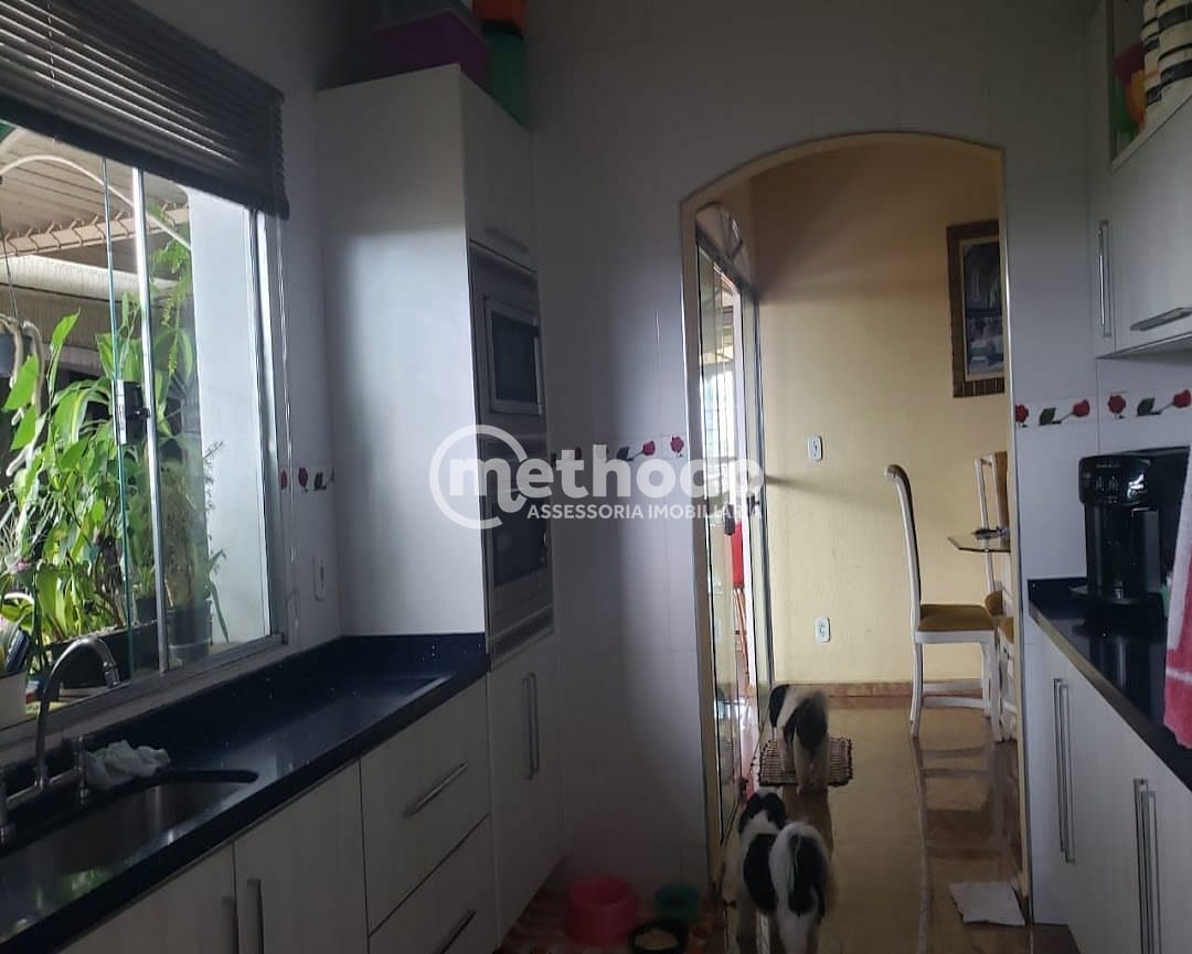 Casa, 3 quartos, 340 m² - Foto 17