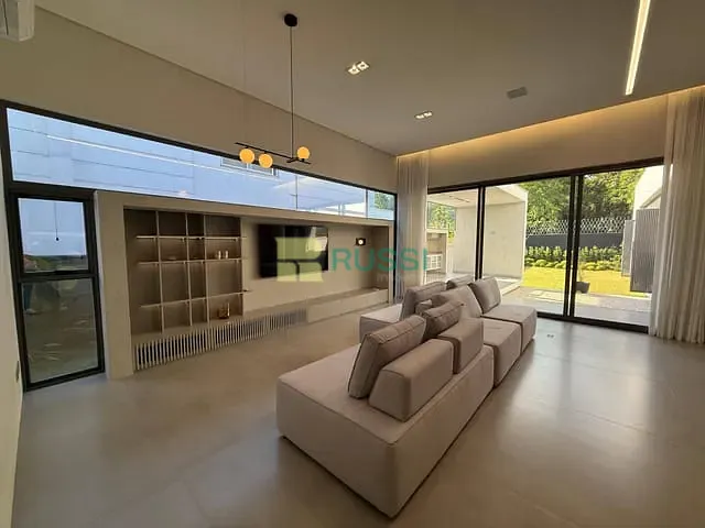 Casa 3 quartos e 2 banheiros, à venda, no bairro Condomínio Loteamento Reserva das Figueiras em São José dos Campos