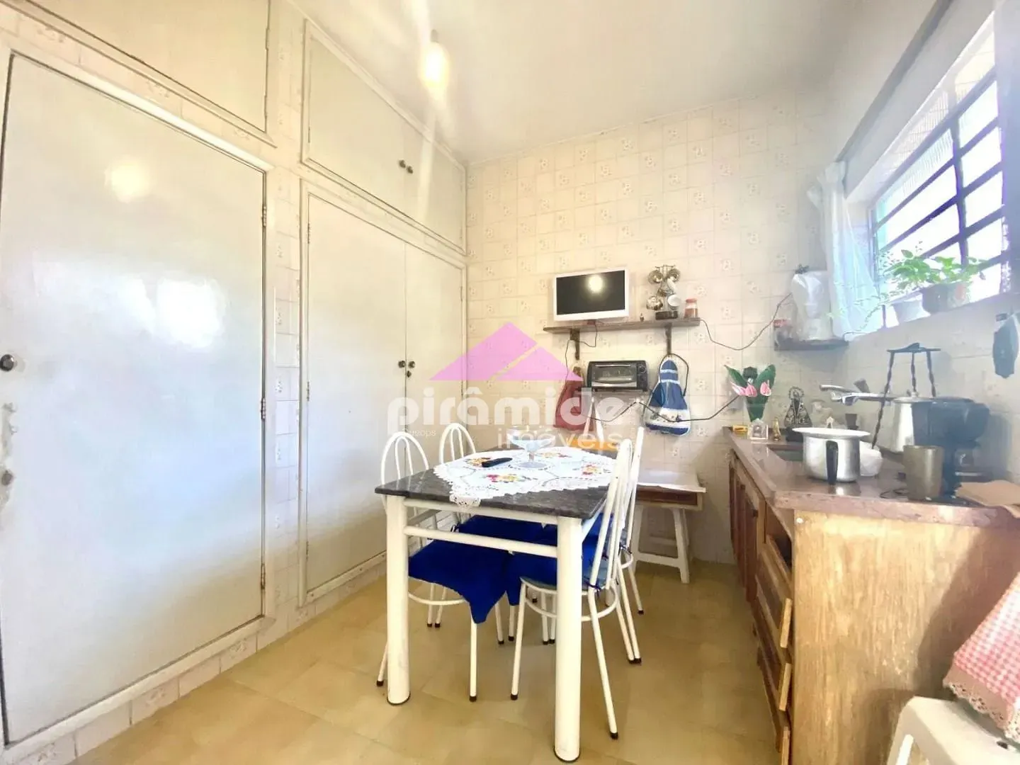Casa, 4 quartos, 275 m² - Foto 33