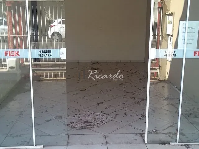 Sobrado para alugar, no bairro Centro em Arapongas