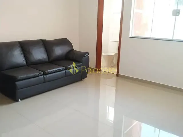 Casa com 150m² 3 quartos e 2 banheiros, à venda, no bairro Jardim Dom Bosco em Pindamonhangaba