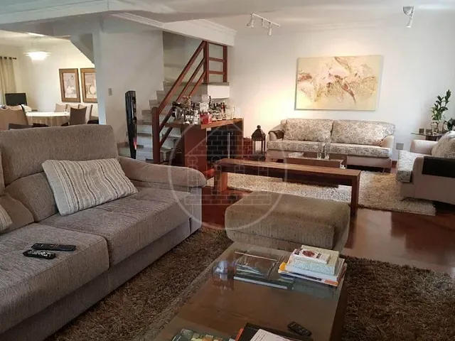 Casa com 450m² 4 quartos e 1 banheiro, à venda, no bairro Brooklin Novo em São Paulo