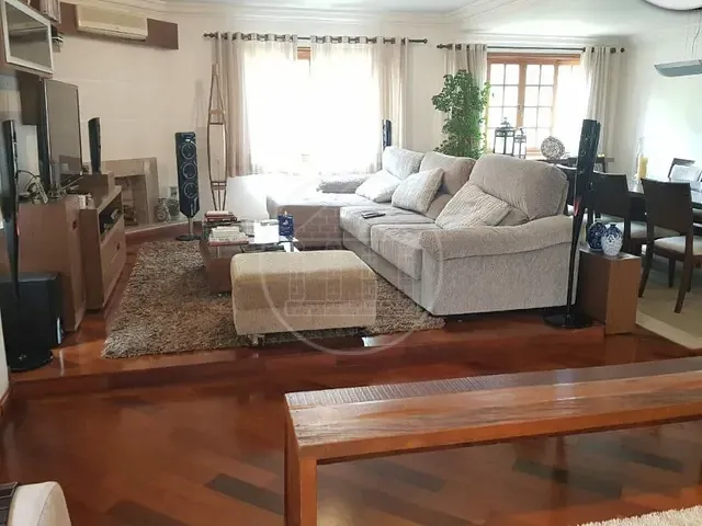 Casa com 450m² 4 quartos e 1 banheiro, à venda, no bairro Brooklin Novo em São Paulo