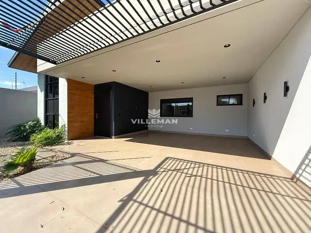 Casa com 306m² 3 quartos e 4 banheiros, à venda, no bairro Jardim Real em Maringá