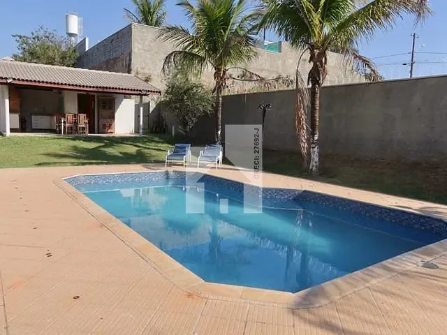 Casa com 1000m² 4 quartos e 5 banheiros, à venda, no bairro Loteamento Portal da Colina em Jundiaí