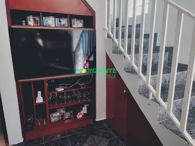 Casa com 145m² 2 quartos e 2 banheiros, à venda, no bairro Parque Residencial Flamboyant em São José dos Campos