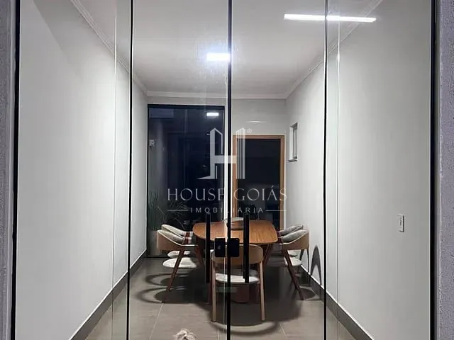 Casa com 180m² 2 quartos e 2 banheiros, à venda, no bairro Setor Solar Santa Rita em Goiânia