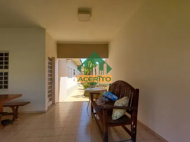 Casa com 375m² 3 quartos e 3 banheiros, à venda, no bairro Jardim Nova Yorque em Araçatuba