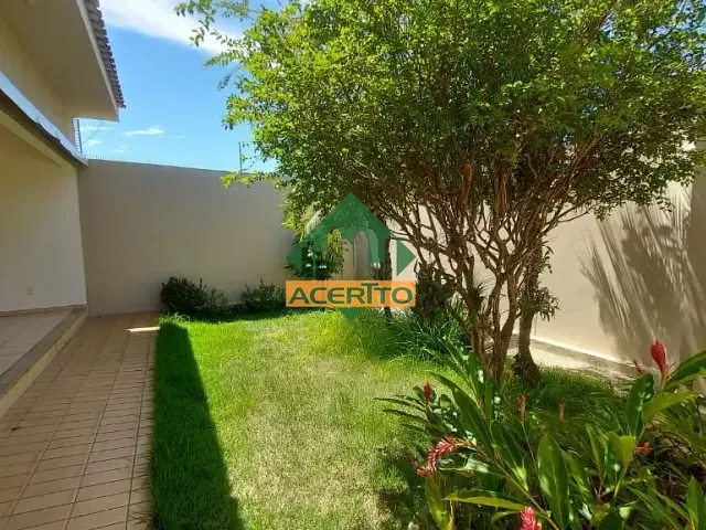 Casa com 375m² 3 quartos e 3 banheiros, à venda, no bairro Jardim Nova Yorque em Araçatuba