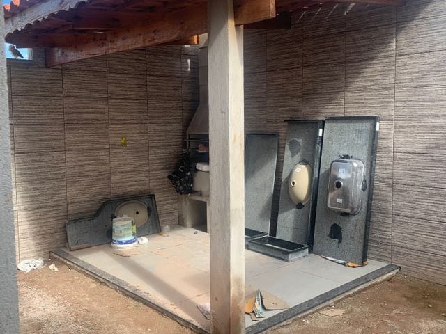 Casa com 180m² 3 quartos e 2 banheiros, à venda, no bairro Vila Maria em Aparecida de Goiânia