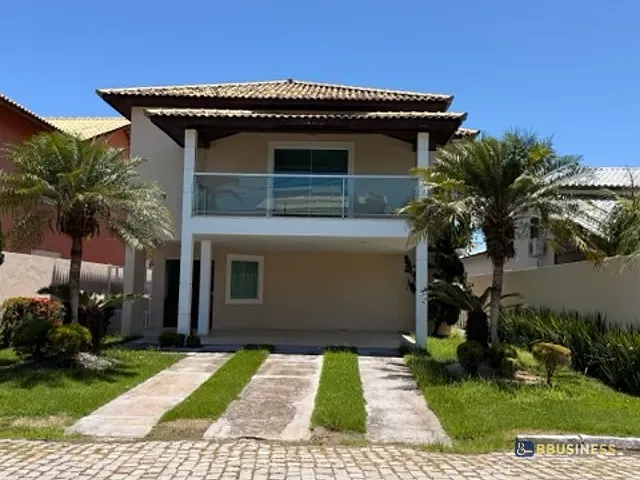 Casa 5 quartos e 2 banheiros, à venda, no bairro Parque Jóquei Club em Campos dos Goytacazes