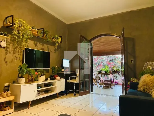 Casa com 150m² 3 quartos e 2 banheiros, à venda, no bairro Jardim Tarumã em Jundiaí