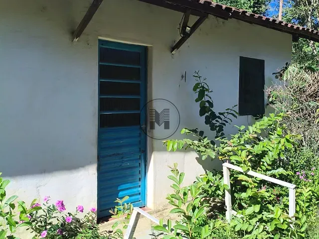 Casa 2 quartos e 1 banheiro, para alugar, no bairro Área Rural de Guaratinguetá em Guaratinguetá