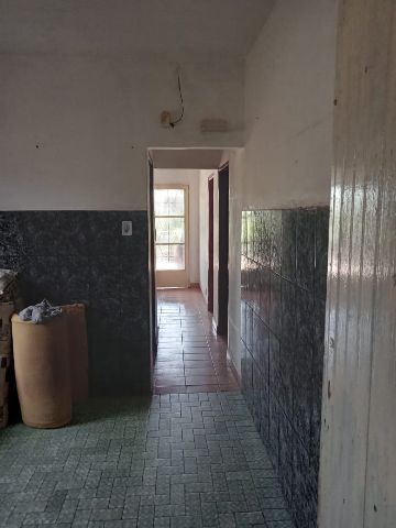 Casa com 422m² 3 quartos e 1 banheiro, à venda, no bairro Chácara da Galega em Pindamonhangaba