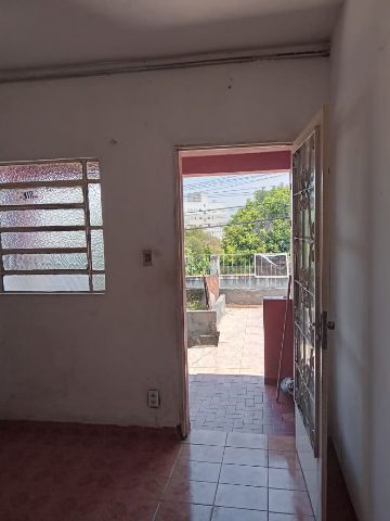 Casa com 422m² 3 quartos e 1 banheiro, à venda, no bairro Chácara da Galega em Pindamonhangaba