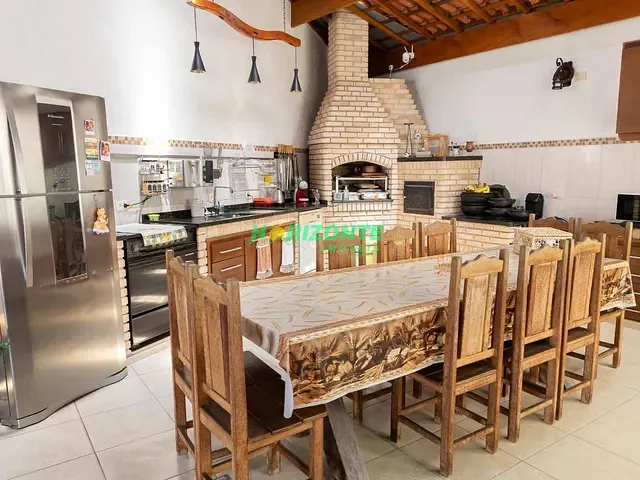 Casa 3 quartos e 2 banheiros, à venda, no bairro Vila Formosa em Jacareí