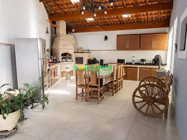 Casa 3 quartos e 2 banheiros, à venda, no bairro Vila Formosa em Jacareí