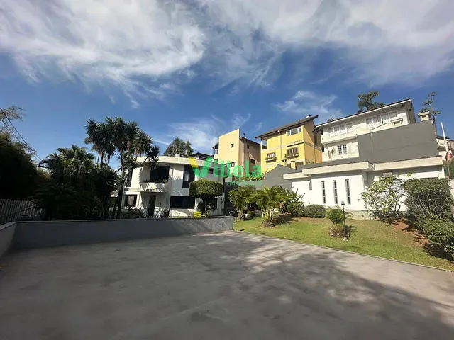 Casa 5 quartos e 2 banheiros, à venda, no bairro Arujázinho IV em Arujá