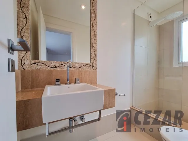 Casa 4 quartos e 3 banheiros, à venda, no bairro Alphaville Graciosa em Pinhais