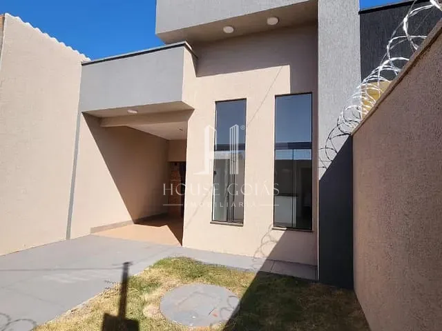 Casa com 120m² 2 quartos e 2 banheiros, à venda, no bairro Residencial Triunfo em Goianira